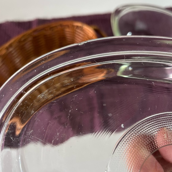 VINTAGE GLASSBAKE CASSEROLE DISH WITH LID & WICKER BASKET J235 1QT 29 USA 79 - Picture 7 of 9